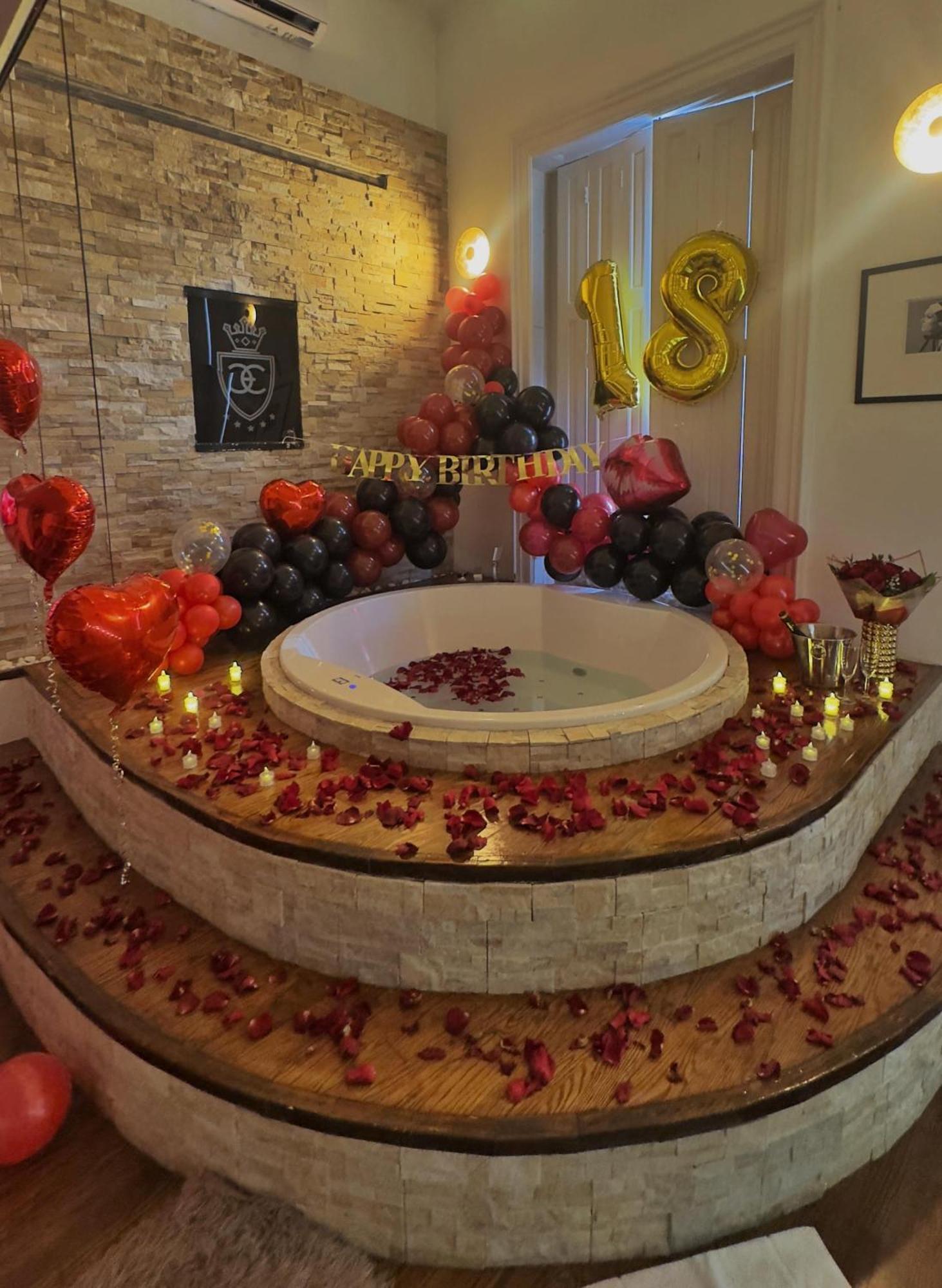 Enzo Capo Jacuzzi Andrassy Apartamento Budapeste Exterior foto